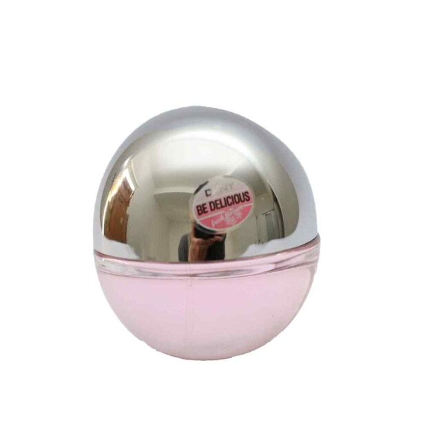 DKNY - Be Delicious Fresh Blossom 50ml Eau de Parfum
Producer: Donna Karen New York. Scent: Top note: Apricot, grapefruit, cassis
Heart note: Jasmine, lily of the valley, rose
Base note: wooden notes, red apple